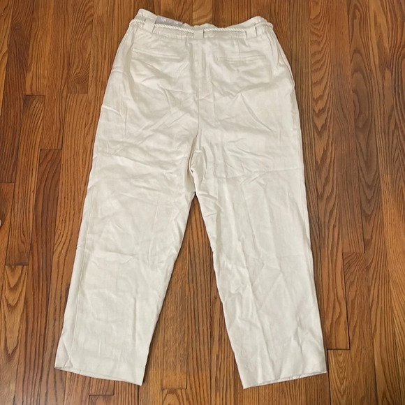 Chicos Paperbag Waist Tapered Ankle Pant size 2 Regular Large NWT - Picture 4 of 9